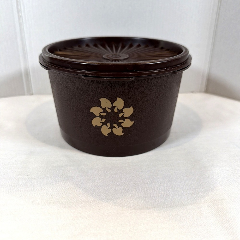 Vintage Tupperware‎ Servalier Canister Brown 1298-14 Kitchen Storage Retro